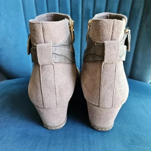 Franco Sarto Suede Wedge Ankle Boots - Taupe - Women's Size 8.5M - Picture 3 of 8